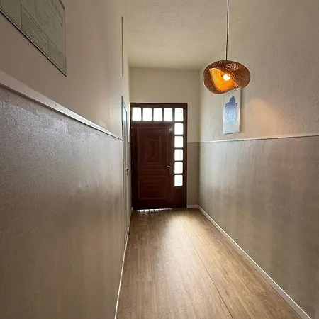 Hébergement de vacances Casa Grande Do Costureiro-para Grupos En Con Terraza Y Vistas Portomarín