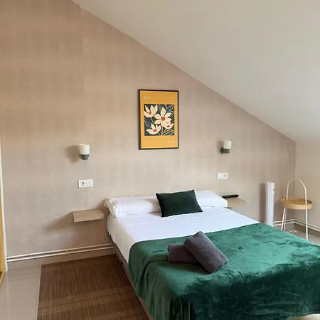 Hébergement de vacances Casa Grande Do Costureiro-para Grupos En Con Terraza Y Vistas