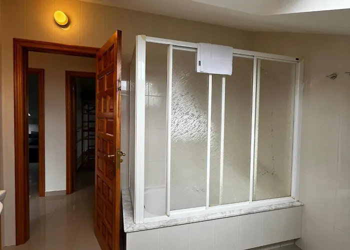 Casa Grande Do Costureiro-para Grupos En Con Terraza Y Vistas Hébergement de vacances