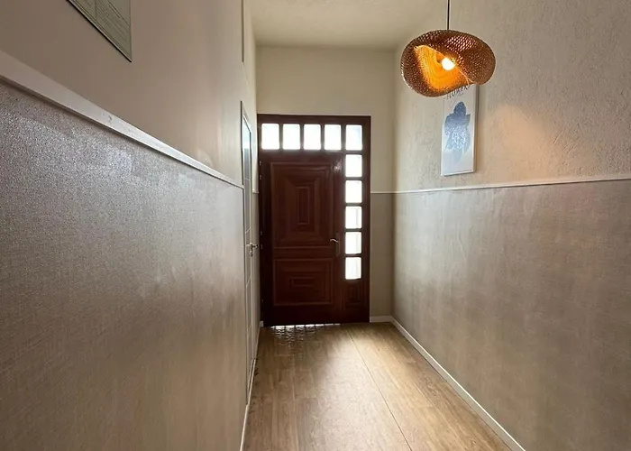 Hébergement de vacances Casa Grande Do Costureiro-para Grupos En Con Terraza Y Vistas Portomarín