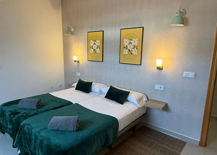 Casa Grande Do Costureiro-para Grupos En Con Terraza Y Vistas Hébergement de vacances *